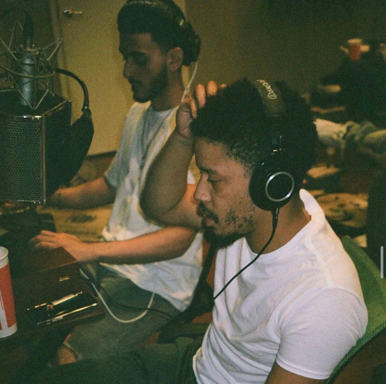 Veeze at UR World recording studio